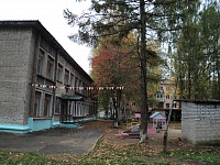 Входная группа Детский сад № 143 (бывш. 134).  30 лет Победы,  66а